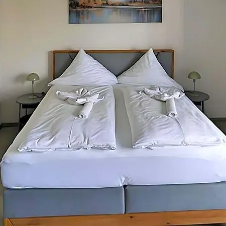 Schachener Hof Otel 3*